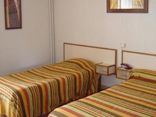Le Regina 2* Poitiers