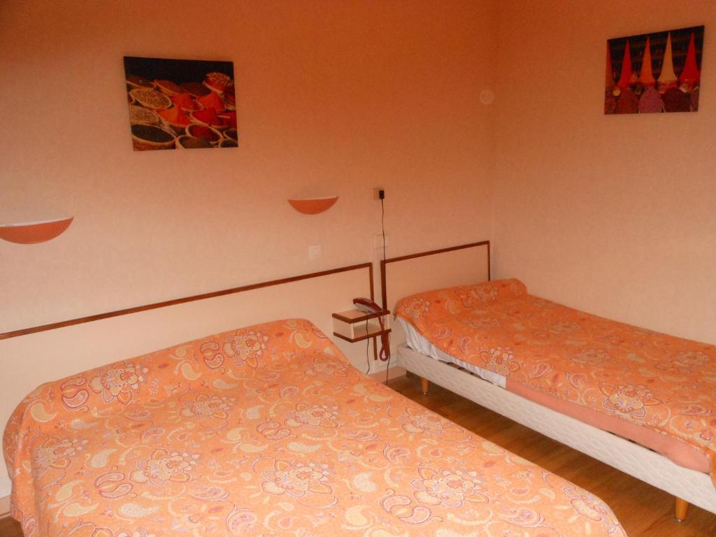 Le Regina 2* Poitiers